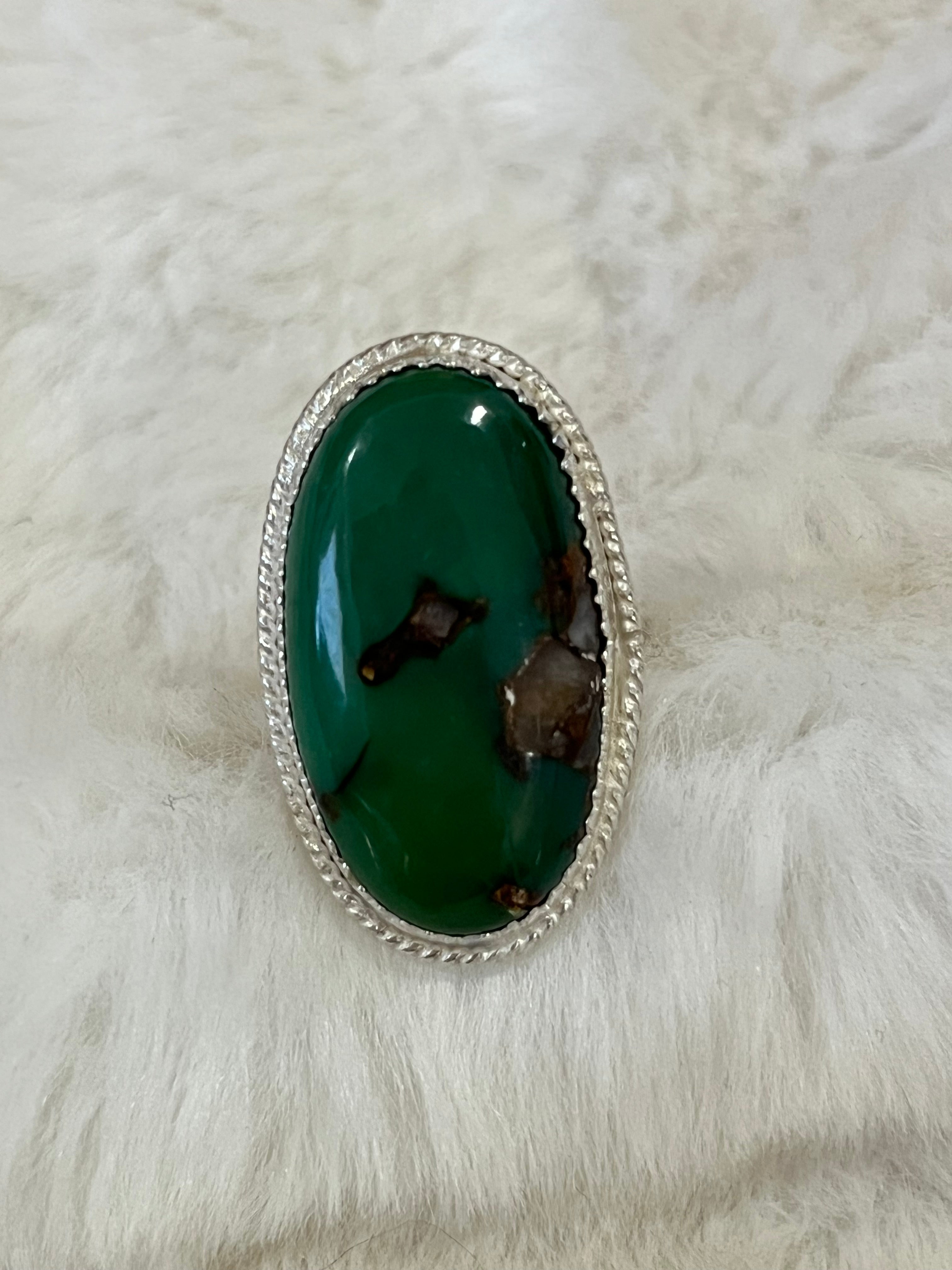 Shes a Boss Size 6.5