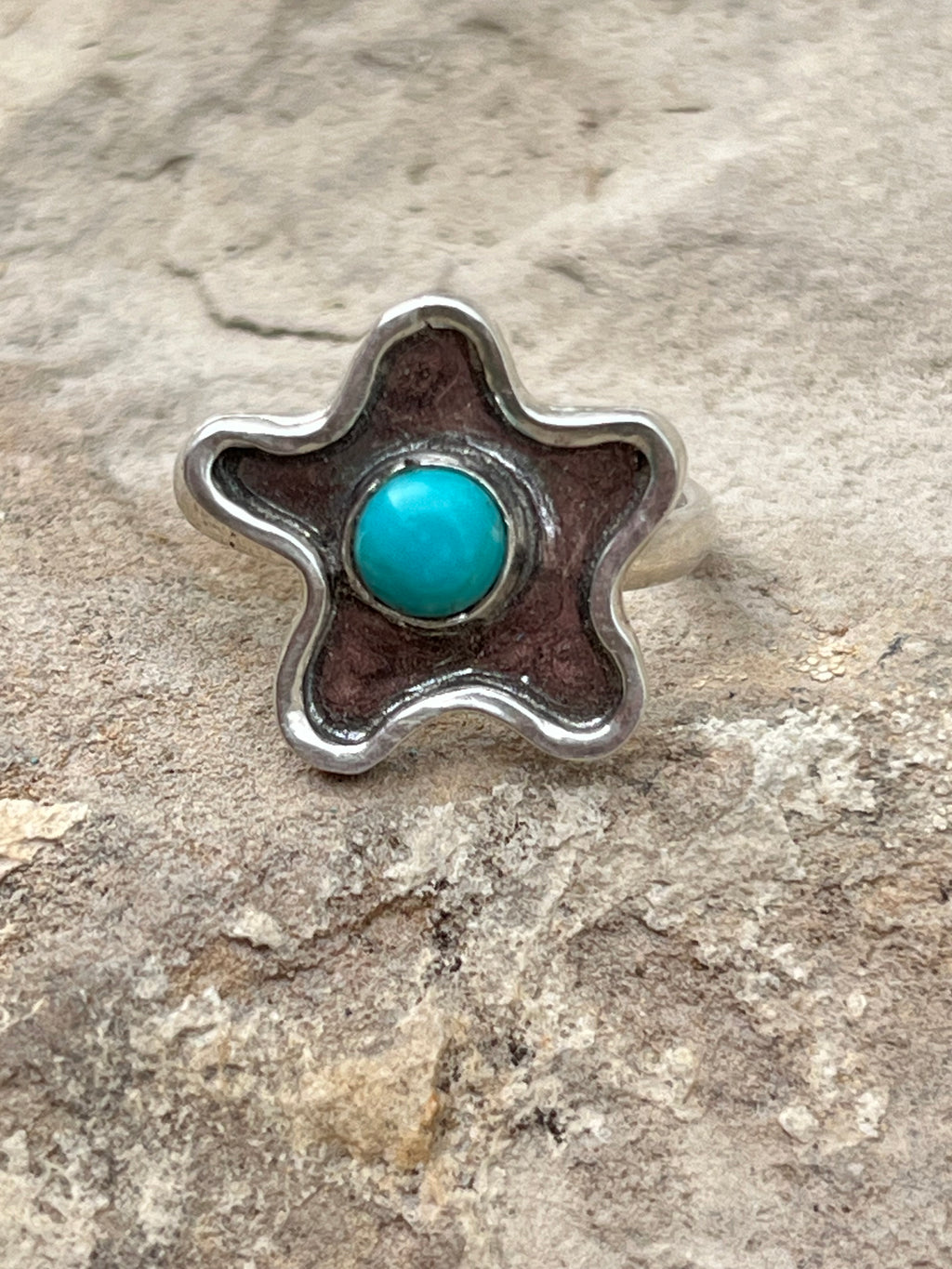 Funky Flower Size 6