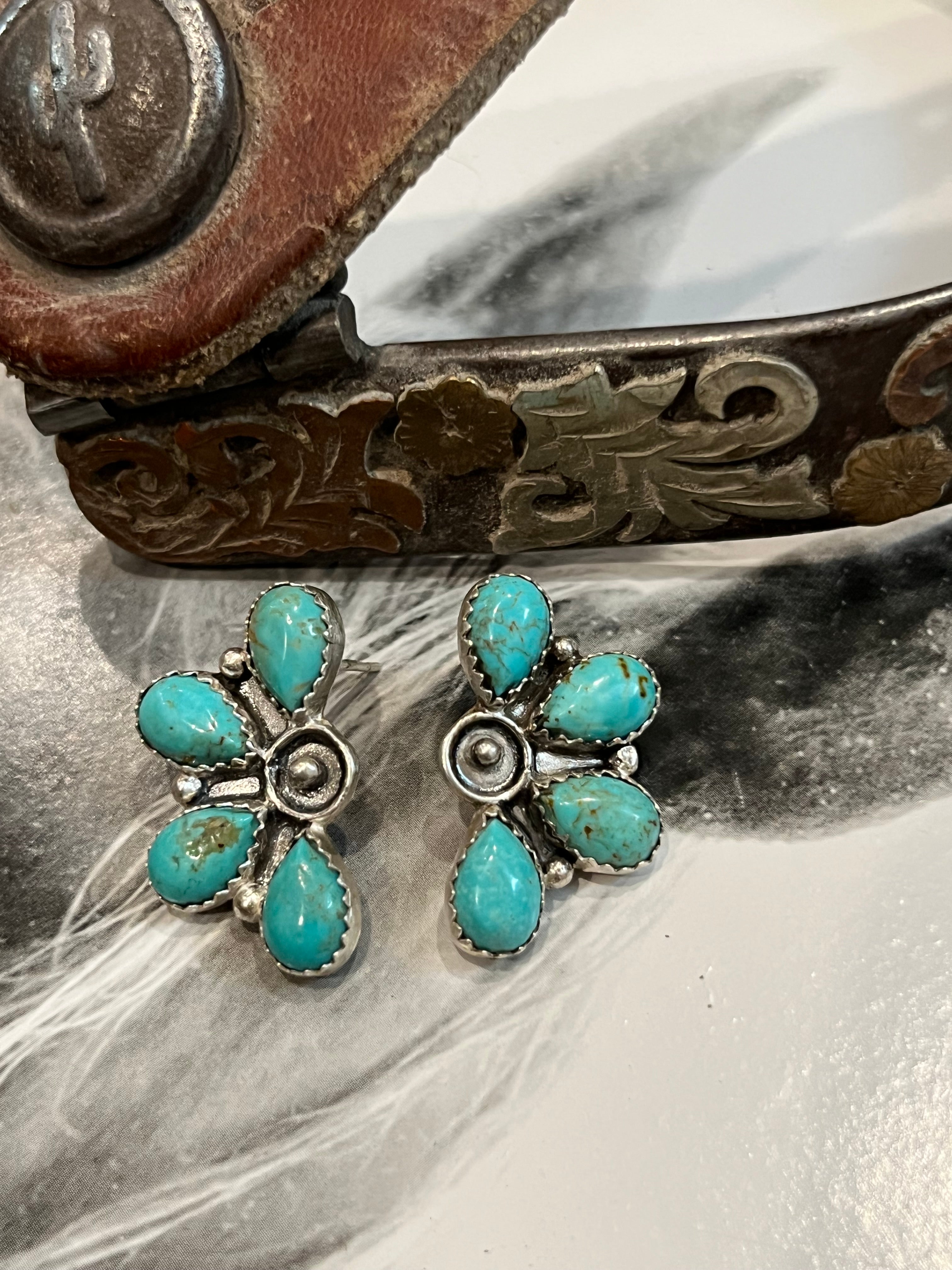 Snake Eyes Earring
